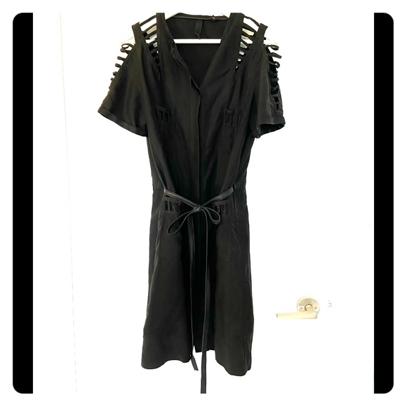 EDUN Button up Linen Dress with leather belt - Picture 1 of 4